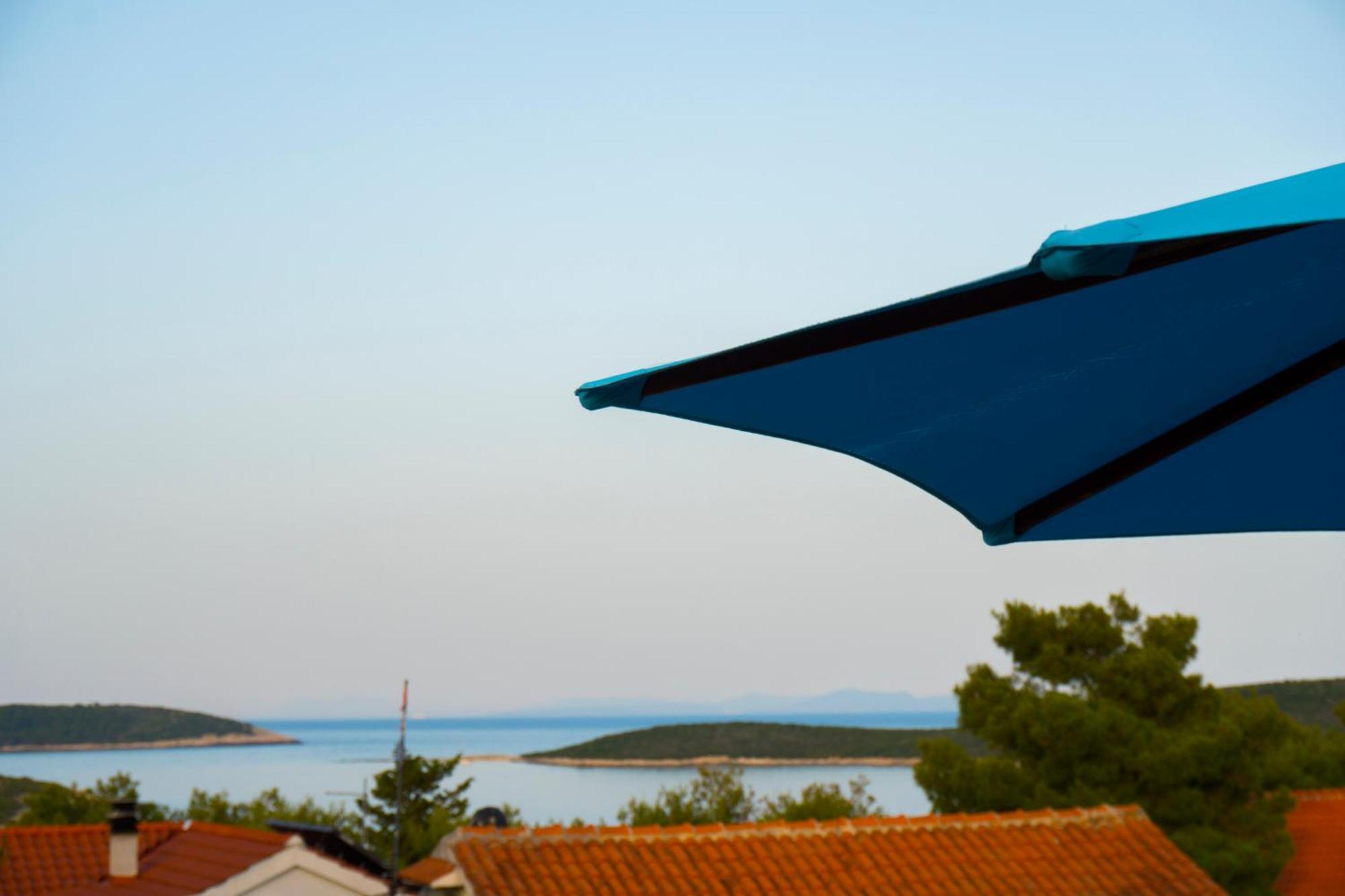 The Sea House Apartments Vis Kamer foto