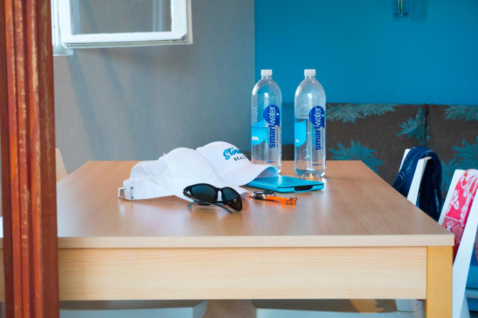 The Sea House Apartments Vis Kamer foto