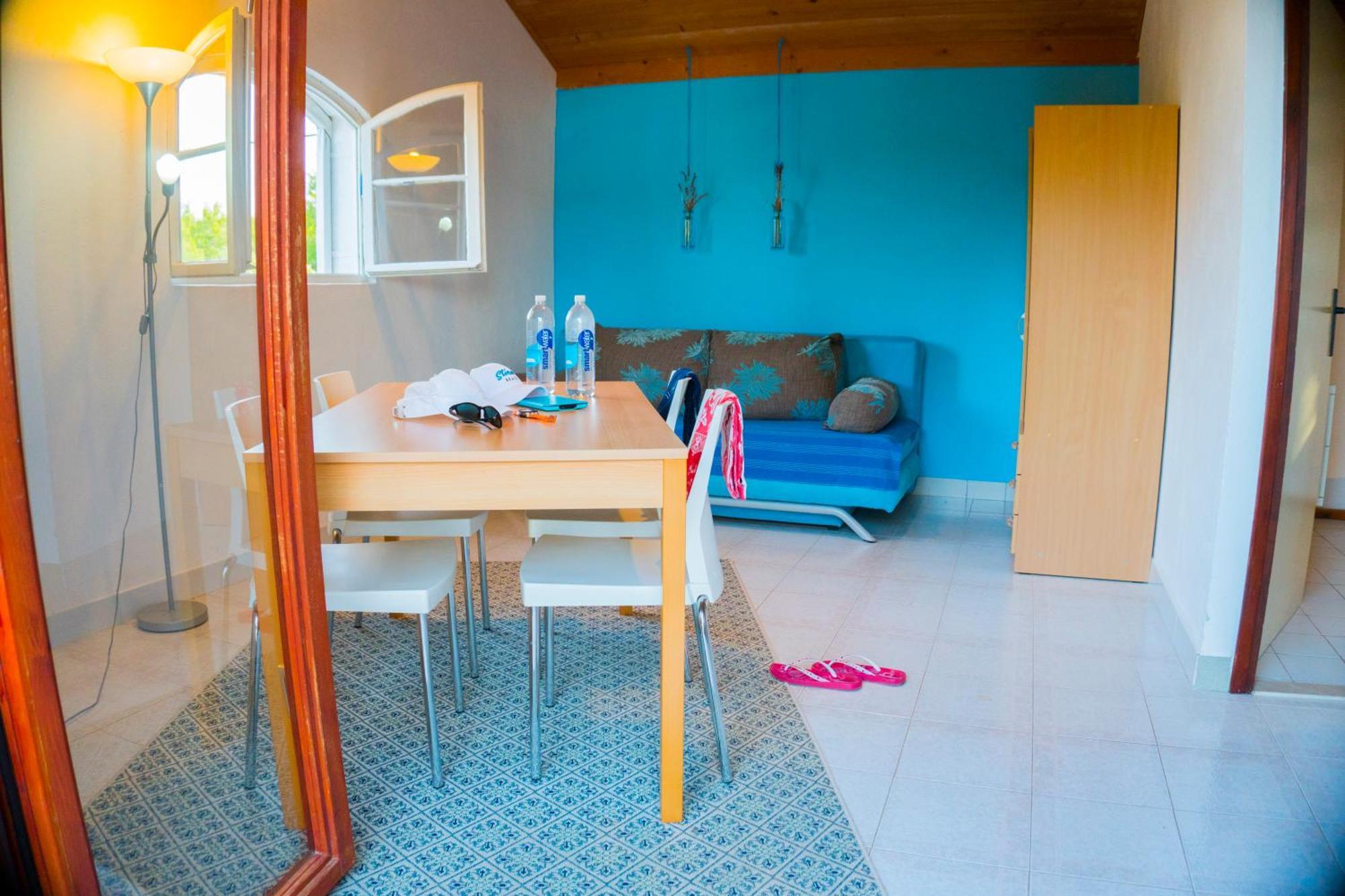 The Sea House Apartments Vis Kamer foto